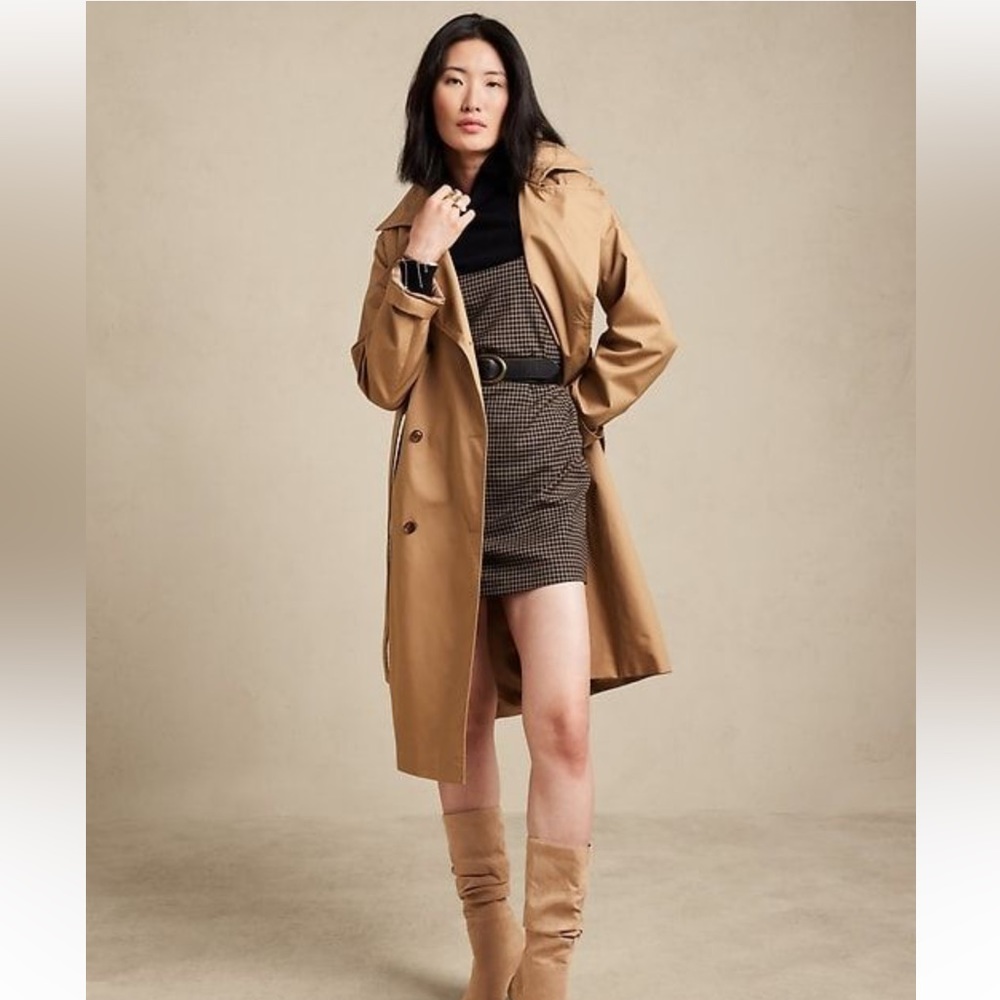 Banana Republic Giovana Twill Trench